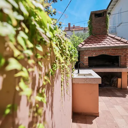 Apartment Beachfront