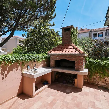 Beachfront Apartament *