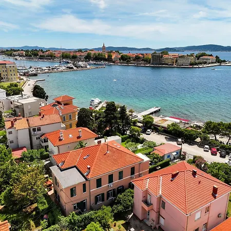 Apartament Beachfront *