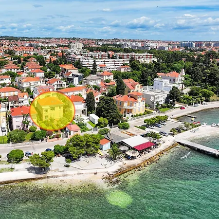 Beachfront Appartement Zadar